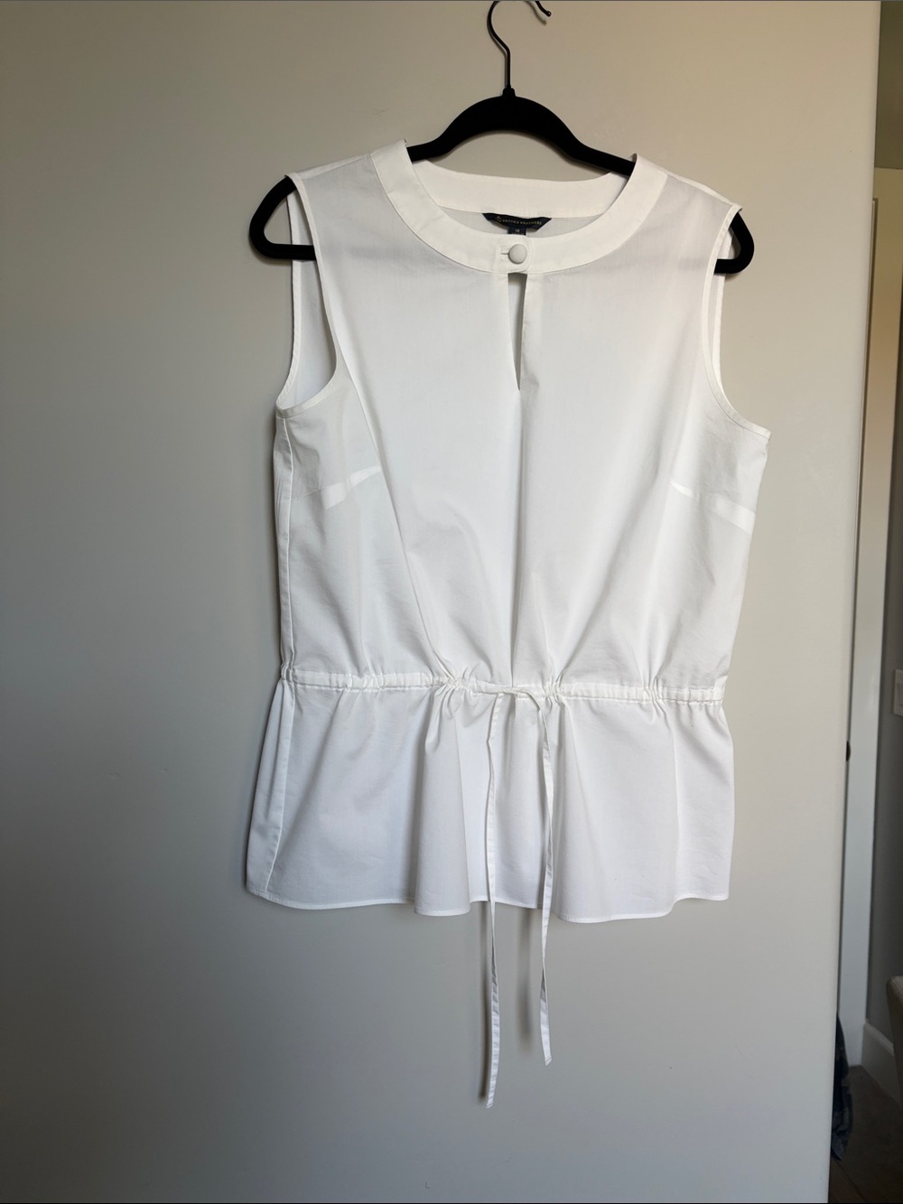 Brooks Brothers women’s Cotton Blend sleeveless top in white Size 14
